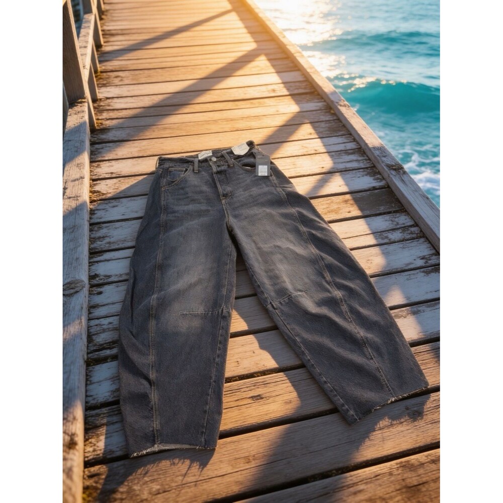 NWT Universal Thread Curved Leg Barrel Jeans High Rise Crop Ankle Size 4 - Picture 4 of 12